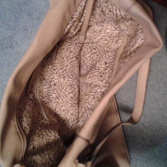 3 purses - Picture 11 of 14